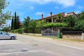  Apartment in Porec/Istrien 10179  Пореч
